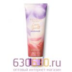 Лосьон для тела Victoria's Secret "Love Spell Radiant" 236 ml